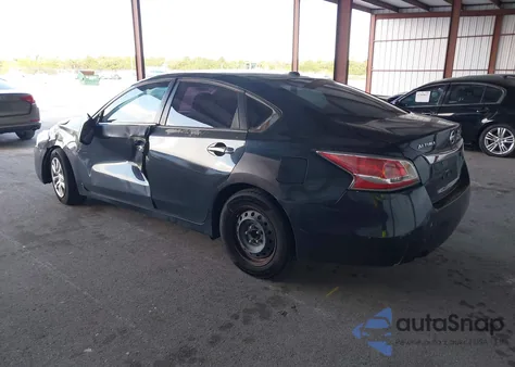 2015 Nissan Altima 2.5/2.5 S/2.5 Sl/2.5 Sv from USA, damaged, VIN 1N4AL3AP8FN318412